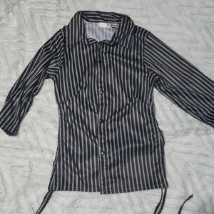 Girls NWT black white pinstripe button down shirt